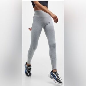 Alo Yoga High-Waist Lounge Leggings in Athletic Heather
